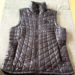 The North Face Women’s L Black Thermoball Vest